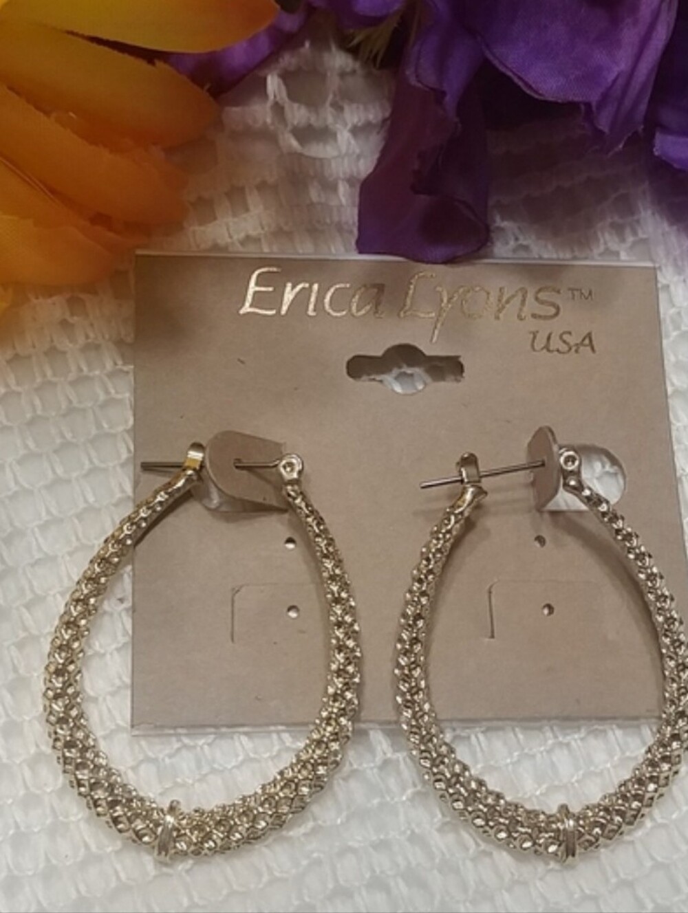 ERICA LYONS Goldtone Textured Oval Hoop Earrings NWT $28